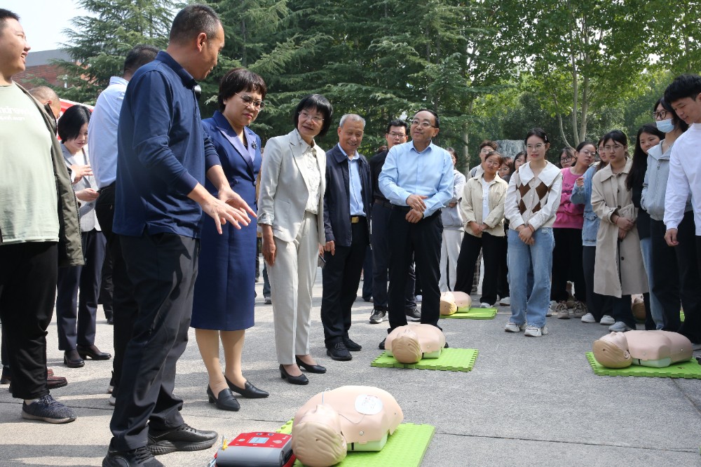 黨建鑄魂結(jié)對(duì)共建 急救教育共謀發(fā)展